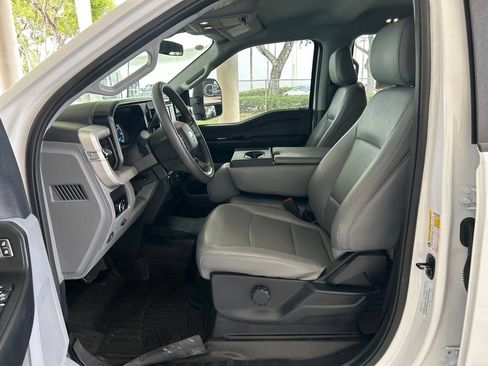 Used 2025 Ford F350 XL w/ XL Chrome Package AWD/4WD image 6