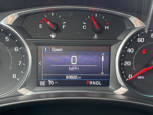 Used 2019 Chevrolet Equinox LT image 18