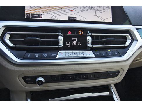 Used 2022 BMW 330i Sedan w/ Driving Assistance Package image 23