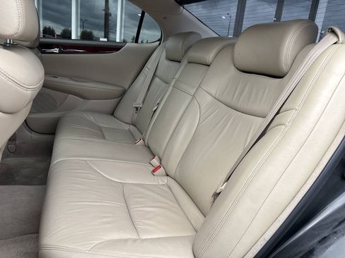 Used 2003 Lexus ES 330 FWD image 25
