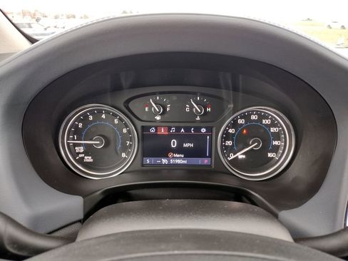 Used 2020 Buick Enclave Essence image 29