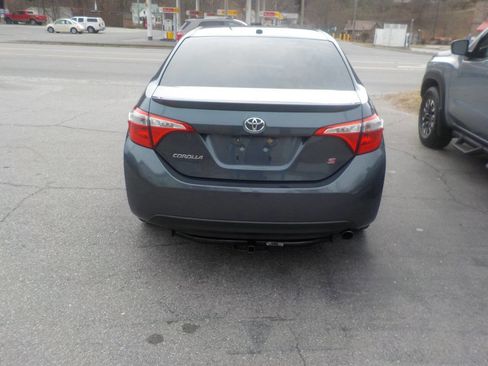 Used 2015 Toyota Corolla S Premium image 8