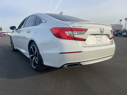 Used 2018 Honda Accord Sport image 7