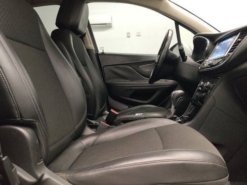 Used 2018 Buick Encore Preferred FWD image 21