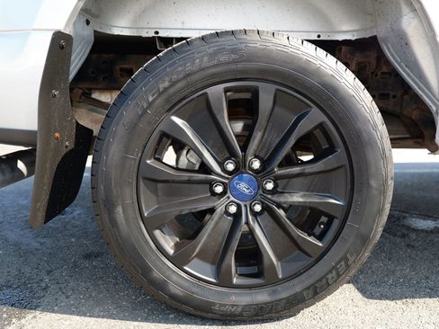 Used 2017 Ford F150 XLT w/ Equipment Group 302A Luxury image 12