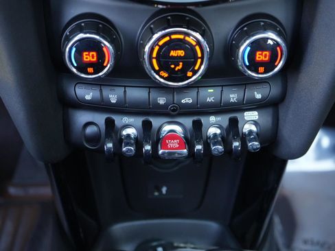 Certified 2024 MINI Cooper S image 23