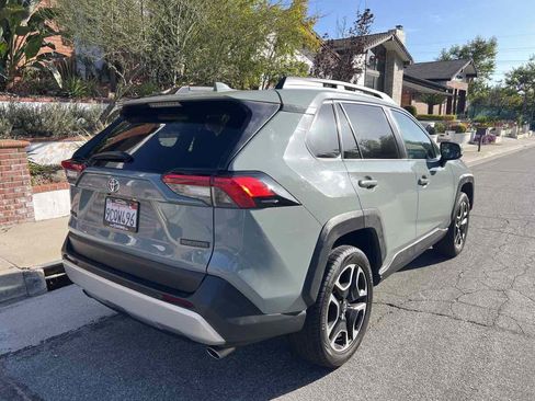 Used 2020 Toyota RAV4 Adventure AWD/4WD image 4