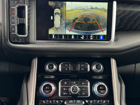 Used 2024 GMC Yukon Denali image 58