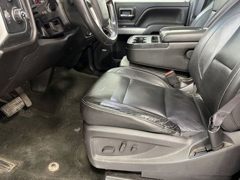 Used 2016 Chevrolet Silverado 1500 LT w/ Midnight Edition image 10