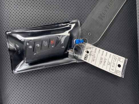 Certified 2025 Lexus NX 250 FWD w/ Towing Package (2000 Lbs) image 37