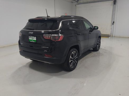 Used 2023 Jeep Compass Limited AWD/4WD image 9
