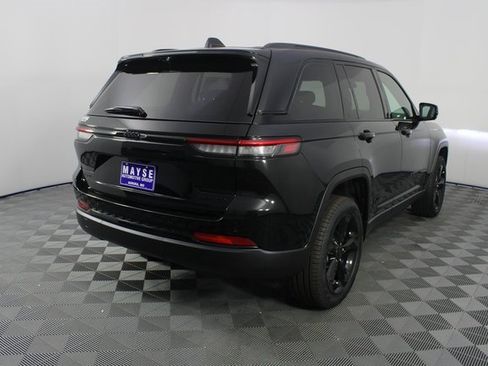 New 2025 Jeep Grand Cherokee Limited image 29