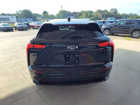 New 2025 Chevrolet Blazer EV RS FWD image 8