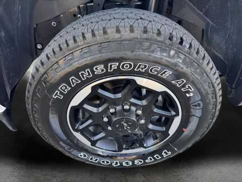 Used 2026 RAM 2500 Laramie AWD/4WD image 35