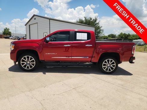 Used 2022 GMC Canyon Denali AWD/4WD image 4