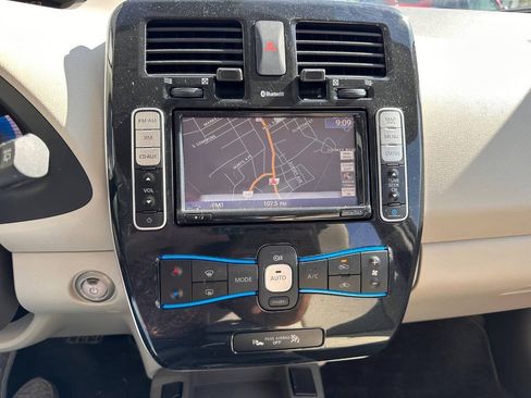 Used 2012 Nissan Leaf SL FWD image 13