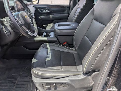 Used 2023 Chevrolet Suburban Premier AWD/4WD image 14