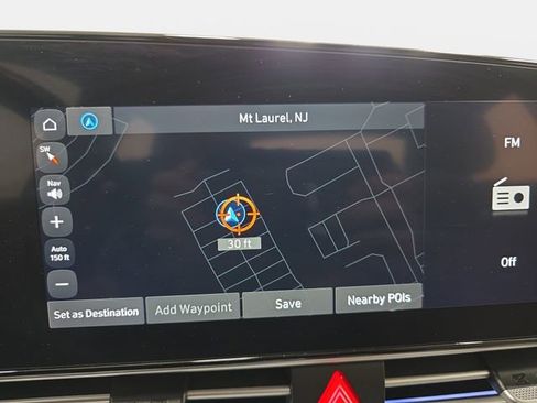Used 2024 Hyundai Elantra Limited FWD image 22