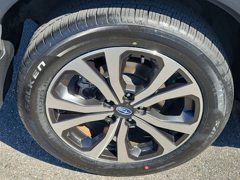 Used 2021 Subaru Forester Limited w/ Popular Package #3 image 10