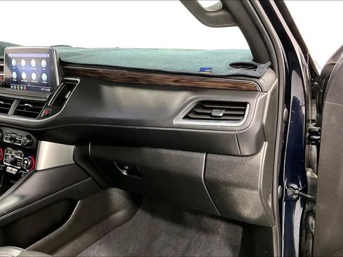 Used 2021 Chevrolet Tahoe Z71 w/ Z71 Signature Package AWD/4WD image 19
