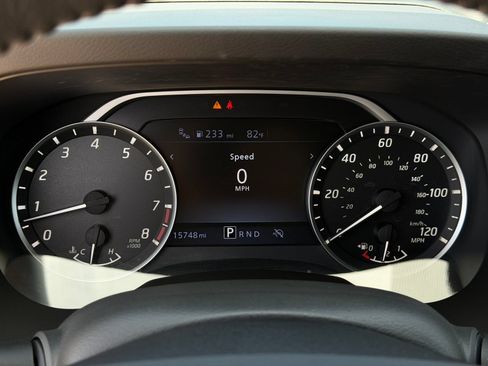 Used 2025 Nissan Frontier SV w/ SV Convenience Package RWD image 24