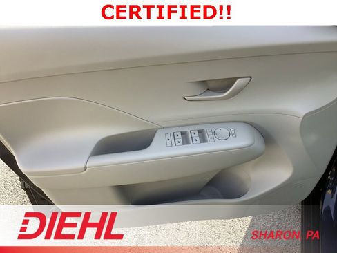 Certified 2025 Hyundai Kona SEL image 22