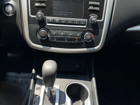 Used 2018 Nissan Altima 2.5 S w/ S Convenience Package FWD image 13