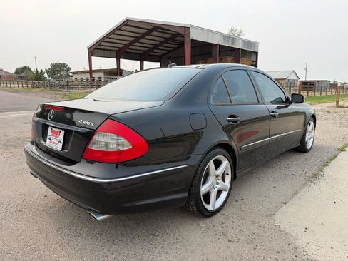 Used 2009 Mercedes-Benz E 350 4MATIC Sedan image 5