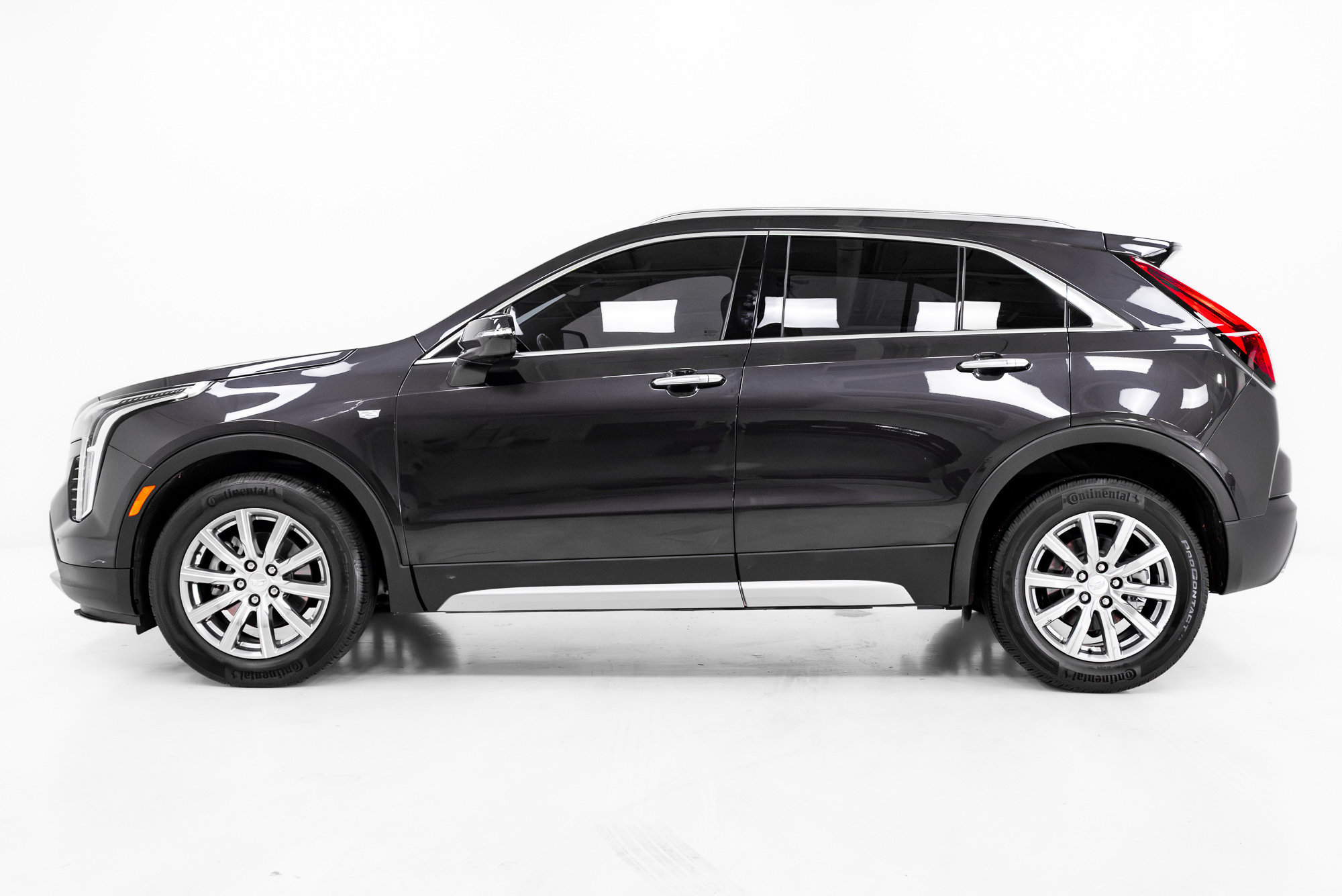 Used 2023 Cadillac XT4 Premium Luxury FWD image 28