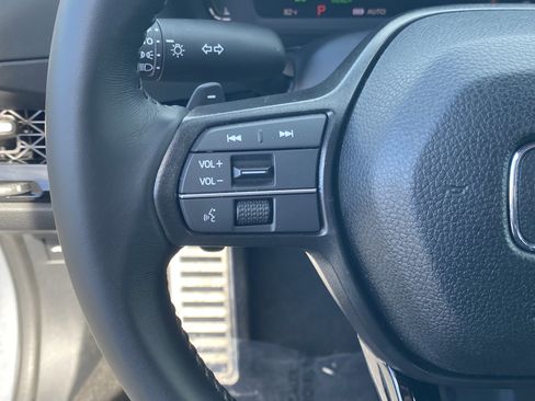 Certified 2025 Honda Accord Sport image 28