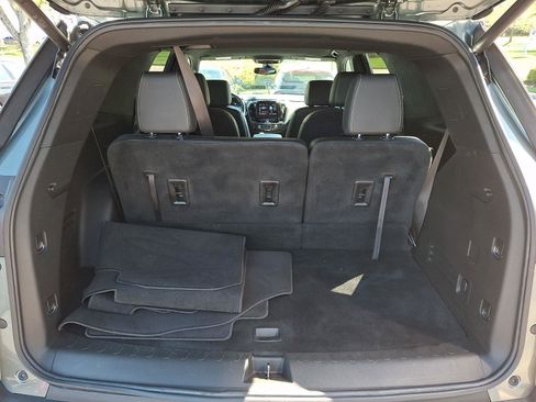 Used 2022 Chevrolet Traverse LT AWD/4WD image 28