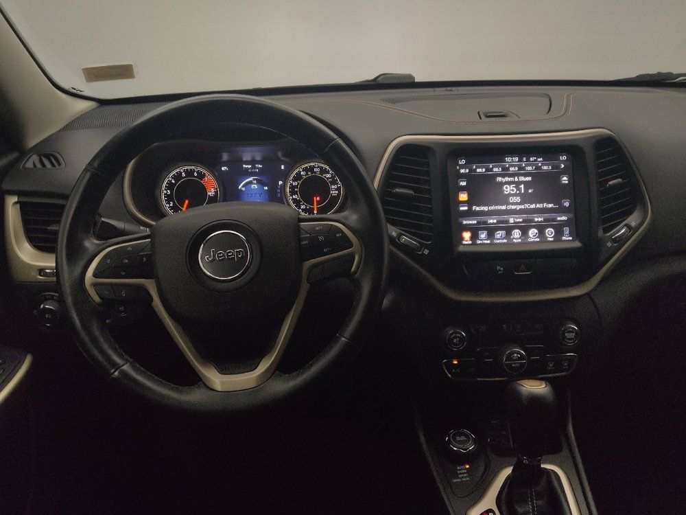 Used 2018 Jeep Cherokee Limited AWD/4WD image 22
