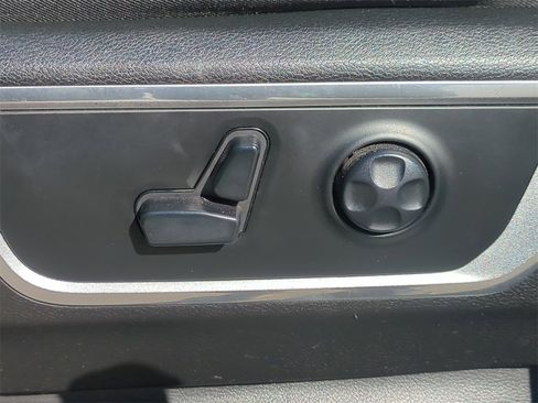 Used 2020 RAM 1500 Laramie image 21