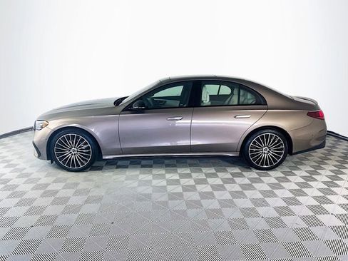 New 2026 Mercedes-Benz E 350 4MATIC Sedan image 4