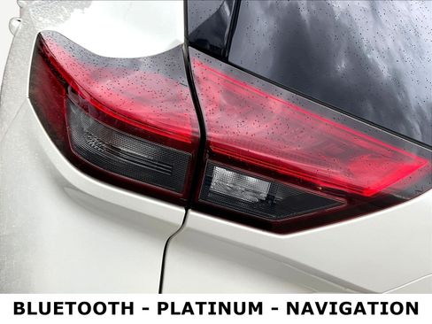 Used 2023 Nissan Rogue Platinum w/ Platinum Premium Package AWD/4WD image 23