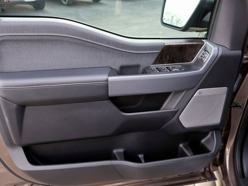 Certified 2023 Ford F150 Lariat w/ FX4 Off-Road Package image 30