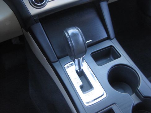 Used 2015 Subaru Outback 2.5i Limited image 35