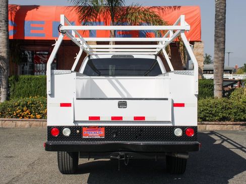 Used 2019 Ford F350 XLT image 7