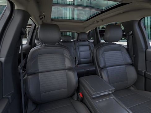 New 2026 Lincoln Nautilus Reserve image 10