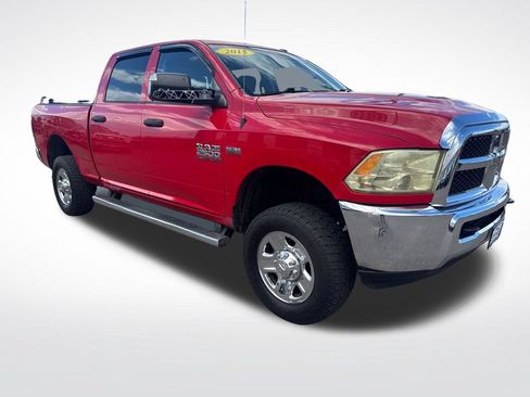 Used 2015 RAM 2500 Tradesman w/ Chrome Appearance Group AWD/4WD image 7