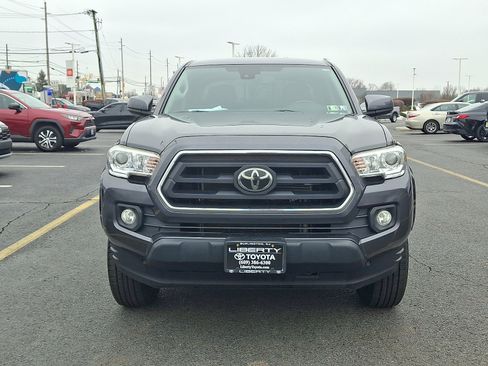 Used 2020 Toyota Tacoma SR5 image 2