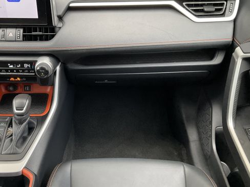 Used 2024 Toyota RAV4 Adventure image 21