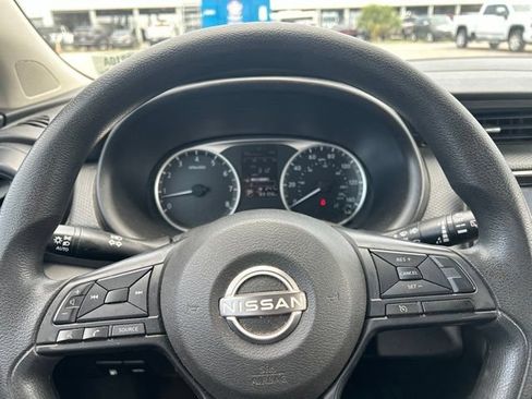 Used 2024 Nissan Kicks S FWD image 23