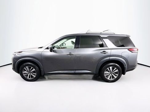 Certified 2023 Nissan Pathfinder SL image 4