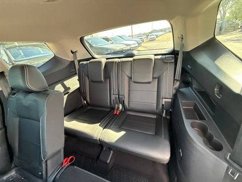 Used 2023 Volkswagen Atlas SE w/ Panoramic Sunroof Package AWD/4WD image 22