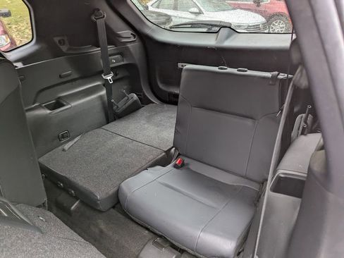 Used 2024 Mitsubishi Outlander SE image 8