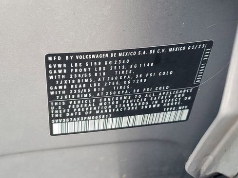 Certified 2023 Volkswagen Tiguan SE image 28