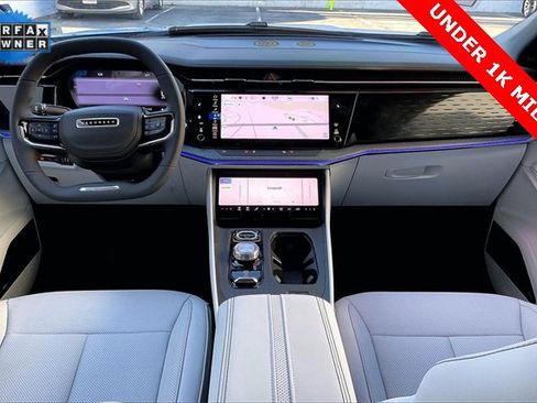 Used 2025 Jeep Wagoneer S Limited image 15