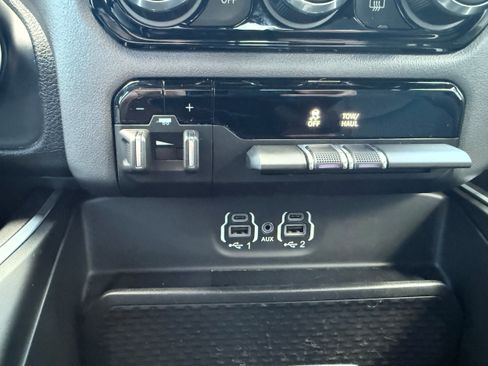 Certified 2022 RAM 1500 Big Horn image 24