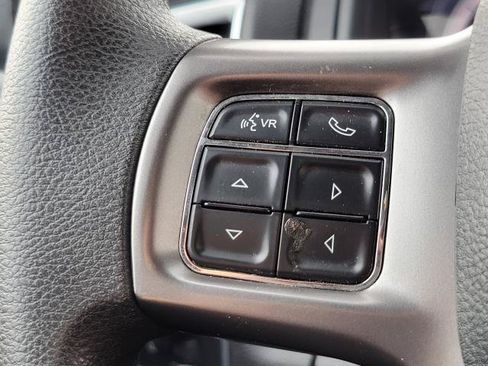 Used 2024 RAM 1500 Classic SLT AWD/4WD image 15